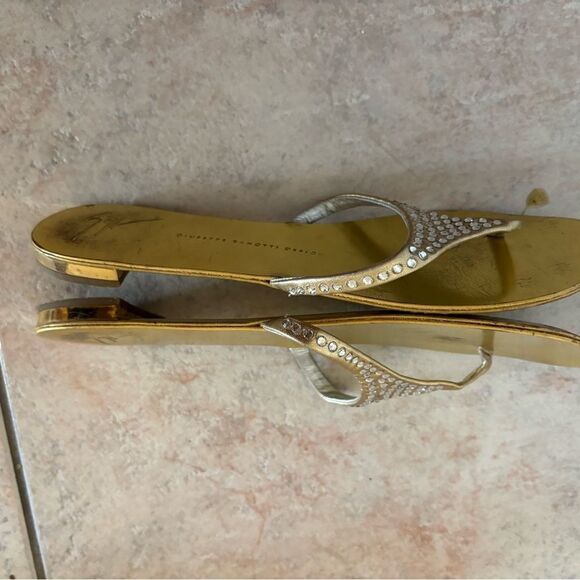 Giuseppe Zanotti Swarovski Crystals Embellished Sandal thong dress shoes flats - Picture 5 of 6
